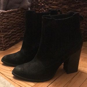 NEVER WORN Dolce Vita Booties